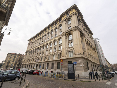 Ufficio direzionale in Via Confienza 10 - Torino