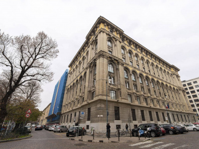 Ufficio direzionale in Via Confienza 10 - Torino