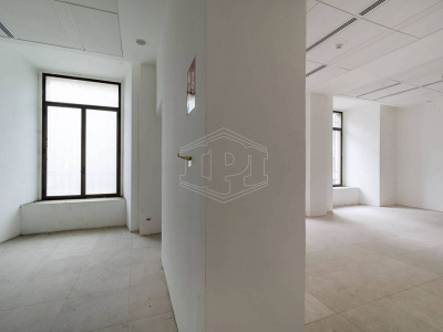 Ufficio direzionale in Via Confienza 10 - Torino