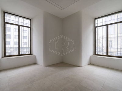 Ufficio direzionale in Via Confienza 10 - Torino