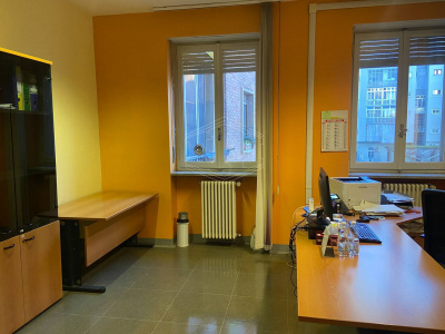 Palazzina uffici a reddito Via del Ridotto 1, Torino