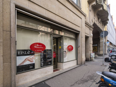 Locale commerciale uso centro estetico in Via Giovanni Giolitti 24 - Torino (TO)