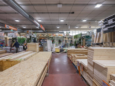 Edificio commerciale in Via Circonvallazione Nuova, 22 Rimini