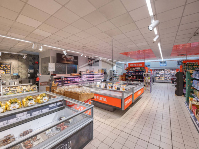 Edificio commerciale in Via Circonvallazione Nuova, 22 Rimini