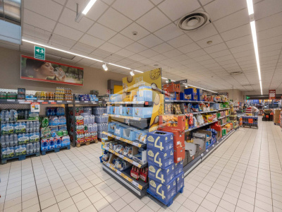 Edificio commerciale in Via Circonvallazione Nuova, 22 Rimini