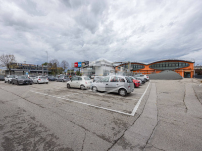 Edificio commerciale in Via Circonvallazione Nuova, 22 Rimini