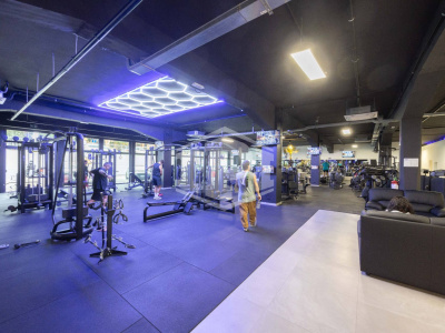 Edificio commerciale in Via Circonvallazione Nuova, 22 Rimini