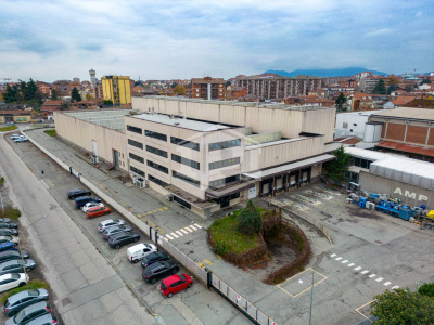 Complesso industriale in Corso Fratelli Cervi, 3/15 Collegno (TO)