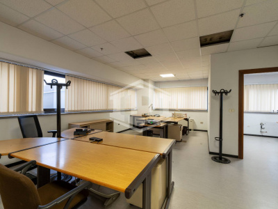 Complesso industriale in Corso Fratelli Cervi, 3/15 Collegno (TO)