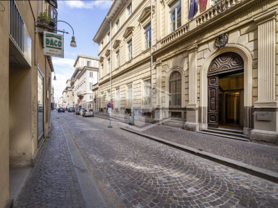 Asset direzionale di pregio in locazione in Via Corte D'Appello, 10 - Torino
