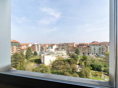 Prestigioso immobile direzionale in Strada del Lionetto 6 - Torino (TO)