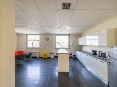 Prestigioso immobile direzionale in Strada del Lionetto 6 - Torino (TO)