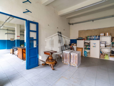 Basso Fabbricato in strada del Lionetto, 29 - Torino (TO)