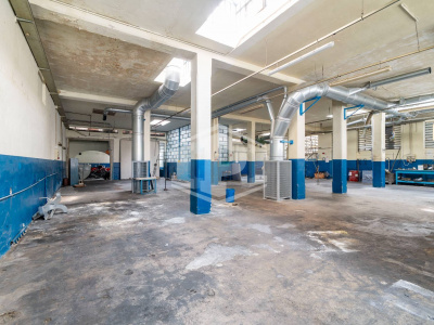 Basso Fabbricato in strada del Lionetto, 29 - Torino (TO)