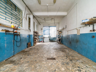 Basso Fabbricato in strada del Lionetto, 29 - Torino (TO)