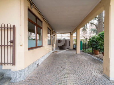 Basso Fabbricato in strada del Lionetto, 29 - Torino (TO)