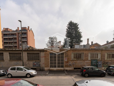 Basso Fabbricato in strada del Lionetto, 29 - Torino (TO)