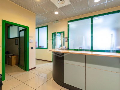 Ufficio direzionale in strada della Cebrosa, 86 - Torino