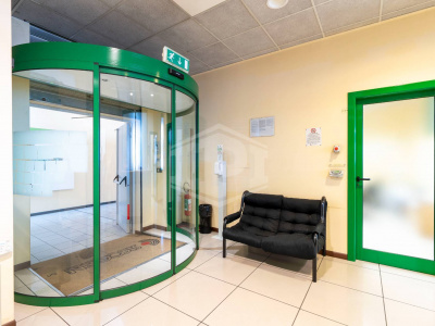 Ufficio direzionale in strada della Cebrosa, 86 - Torino