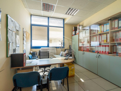 Ufficio direzionale in strada della Cebrosa, 86 - Torino