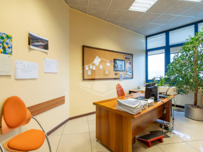Ufficio direzionale in strada della Cebrosa, 86 - Torino