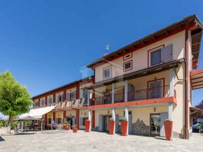 Complesso polifunzionale in Strada Palazzetto, 9 Poirino (TO)