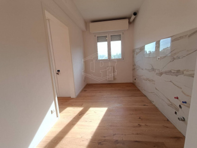 Quadrilocale in Via Federico De Roberto 5 - Milano (MI)