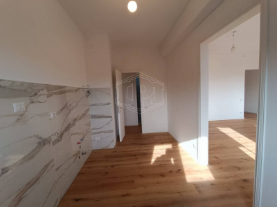 Quadrilocale in Via Federico De Roberto 5 - Milano (MI)