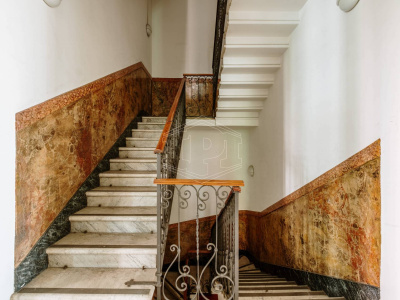Palazzina cielo terra in Via Washington 22 - Milano (MI)