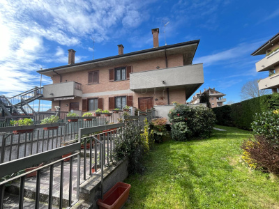 Villa con giardino in Classe En. A2 in Via della Pace  - Carpiano (MI)