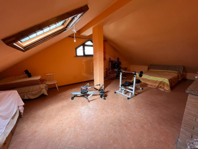Villa con giardino in Classe En. A2 in Via della Pace  - Carpiano (MI)