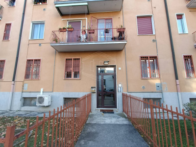 Trilocale in Via Ugo Foscolo 31 - Vimodrone (MI)