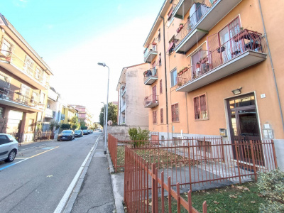 Trilocale in Via Ugo Foscolo 31 - Vimodrone (MI)