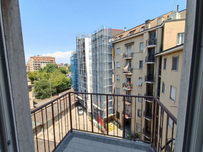 Bilocale in Via Giulio Belinzaghi 4 - Milano (MI)