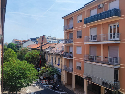 Trilocale in Viale Trento Trieste 25 - Lodi (LO)