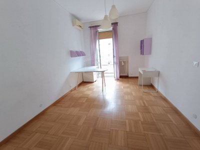 Quadrilocale con terrazzo in Via Della Moscova 46/9 - Milano (MI)