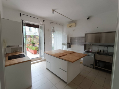 Quadrilocale con terrazzo in Via Della Moscova 46/9 - Milano (MI)