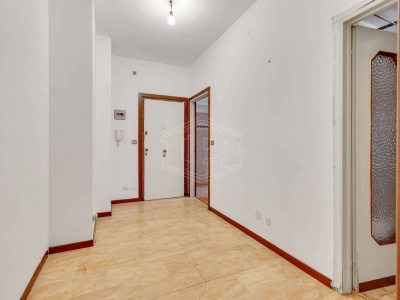 Trilocale in Largo Murani 5 - Milano (MI)