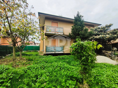 Villa indipendente - Via Risorgimento n. 16 - Casalmaiocco (LO)