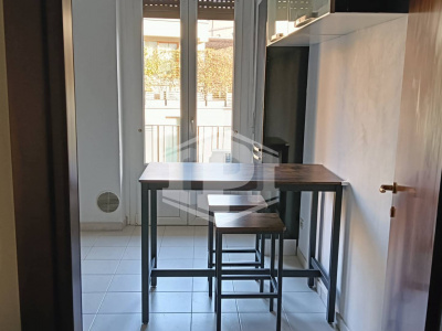 Bilocale in Piazza Santissima Trinità - Milano (MI)