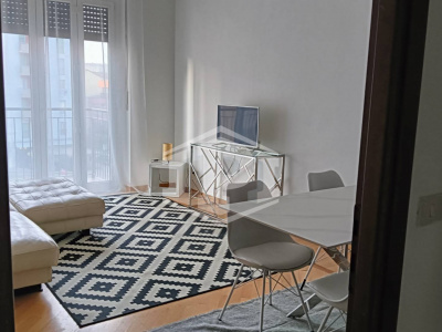 Bilocale in Piazza Santissima Trinità - Milano (MI)