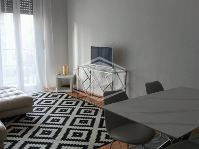 Bilocale in Piazza Santissima Trinità - Milano (MI)