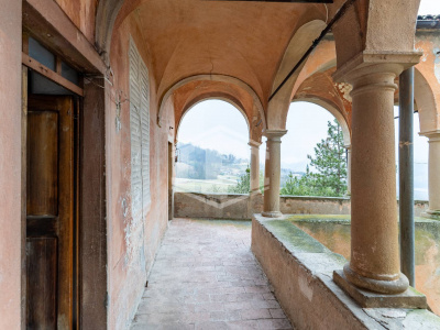 Porzione di Castello - Località Camminata di Bramaiano - Bettola (PC)