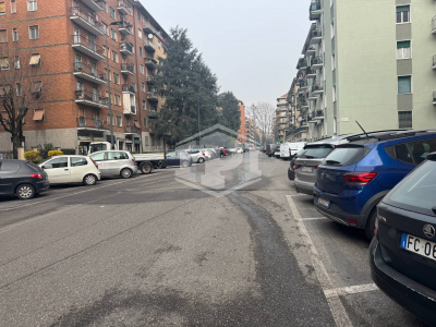 Bilocale con terrazzo in Via Dei Tulipani 2 - Milano (MI)
