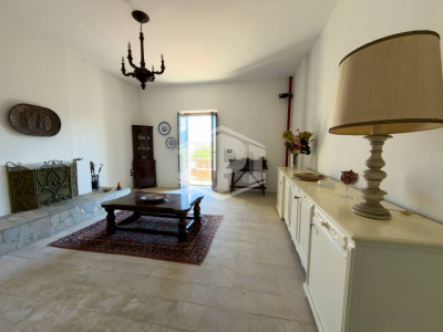 Villa indipendente con giardino privato in Via Della Concordia 85 - Mendicino (CS)