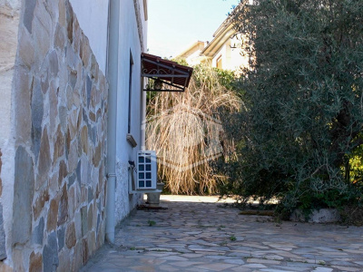 Villa indipendente con giardino privato in Via Della Concordia 85 - Mendicino (CS)