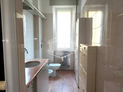 Trilocale in Via Augusto Anfossi 36 - Milano (MI)