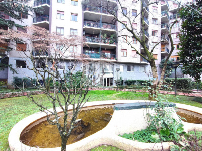 Trilocale in Via Augusto Anfossi 36 - Milano (MI)