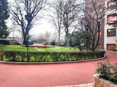 Trilocale in Via Augusto Anfossi 36 - Milano (MI)