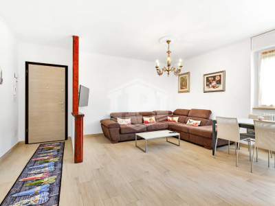 Trilocale in Via Andlovitz 5 - Laveno-Mombello (VA)
